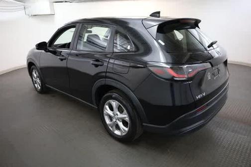 Crystal Black Pearl 2023 Honda HR-V LX