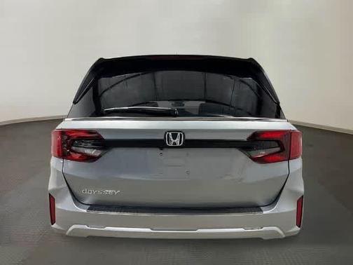 Solar Silver Metallic 2026 Honda Odyssey EX-L