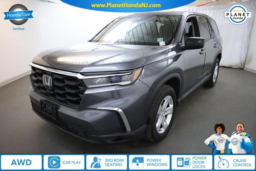 Modern Steel Metallic 2023 Honda Pilot LX