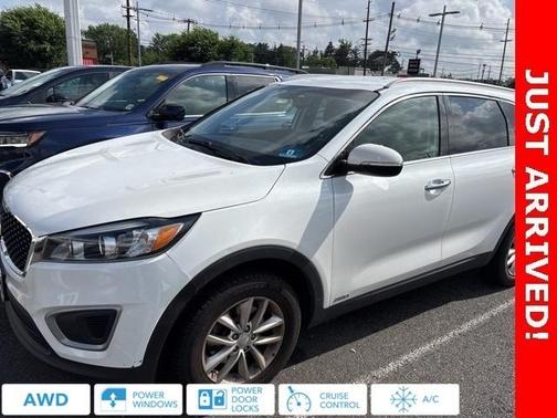 2017 Kia Sorento LX