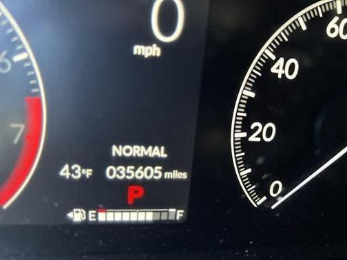 2023 Honda Pilot EX-L 8-Passenger