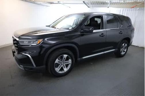 2023 Honda Pilot EX-L 8-Passenger