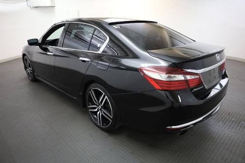 2017 Honda Accord Sport SE