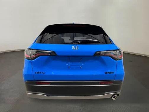 Boost Blue Pearl 2027 Honda HR-V Sport