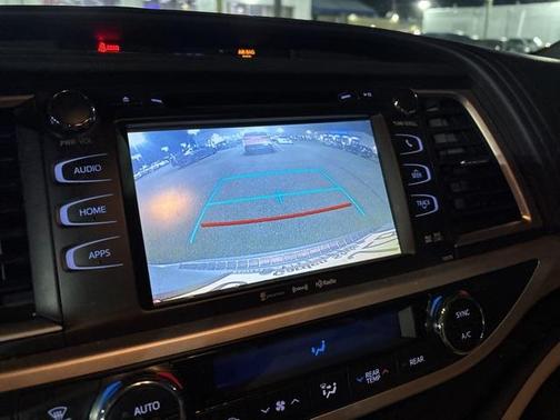 2018 Toyota Highlander 