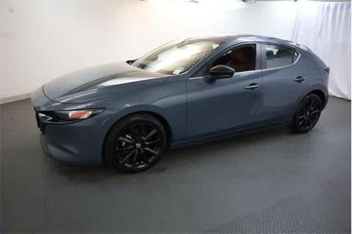 2022 Mazda Mazda3 Carbon Edition