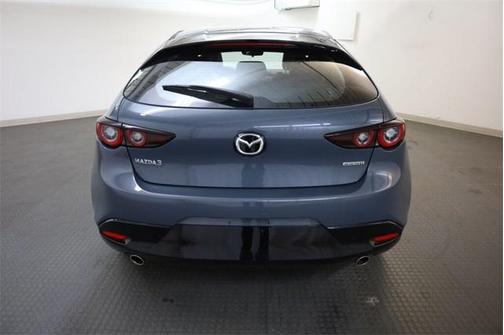 2022 Mazda Mazda3 Carbon Edition