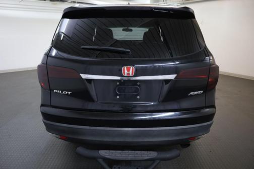 2016 Honda Pilot EX-L w/ Navigation