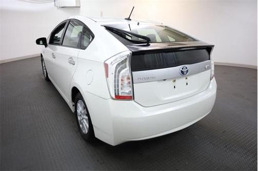 2013 Toyota Prius Plug-in Base