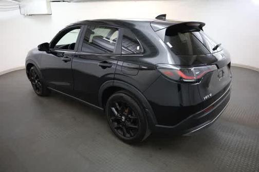 Crystal Black Pearl 2024 Honda HR-V Sport