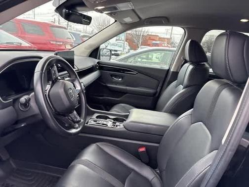 2023 Honda Pilot EX-L 8-Passenger