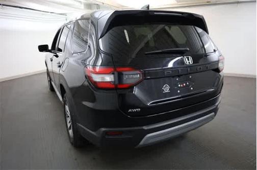 2023 Honda Pilot EX-L 8-Passenger