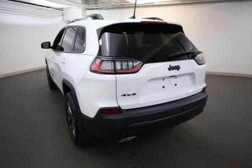 Bright White Clearcoat 2021 Jeep Cherokee Latitude Lux