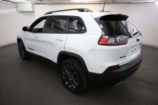 Bright White Clearcoat 2021 Jeep Cherokee Latitude Lux