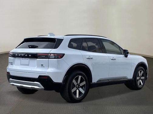 White Pearl 2026 Honda Prologue Touring