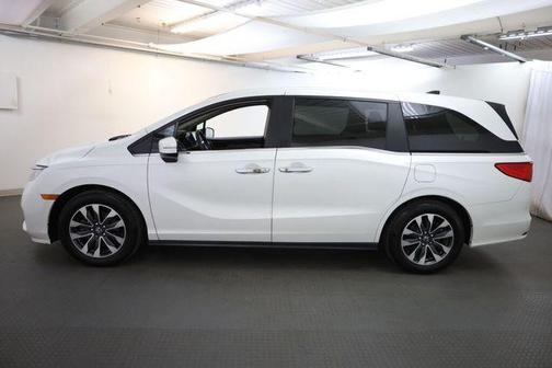 Platinum White Pearl 2024 Honda Odyssey EX-L