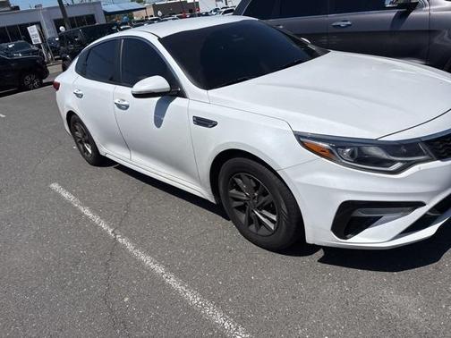 2020 Kia Optima LX