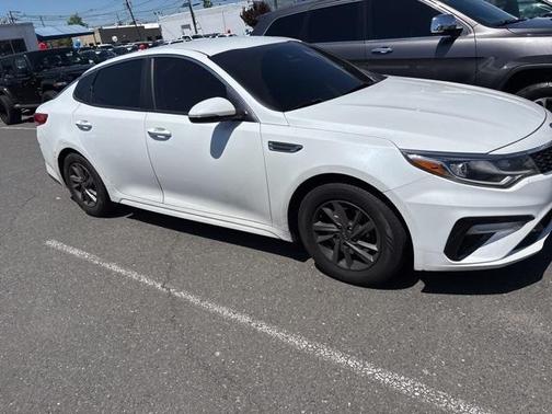2020 Kia Optima LX