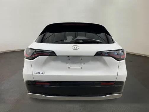 Platinum White Pearl 2026 Honda HR-V EX-L
