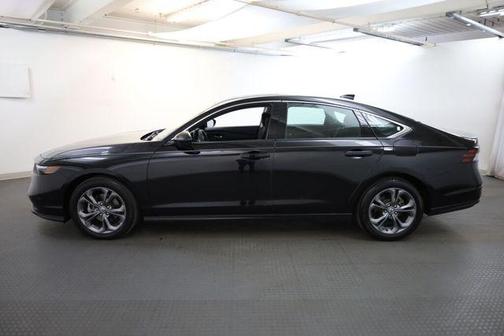 Crystal Black Pearl 2024 Honda Accord EX