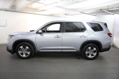 Lunar 2023 Honda Pilot EX-L 8-Passenger