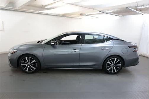 2023 Nissan Maxima SV