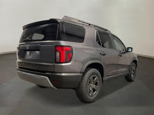 Modern Steel Metallic 2026 Honda Passport RTL