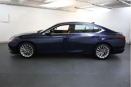 2022 Lexus ES 350 Ultra Luxury