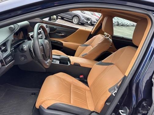 2022 Lexus ES 350 Ultra Luxury