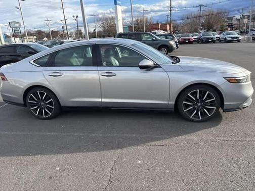 2023 Honda Accord Hybrid Touring