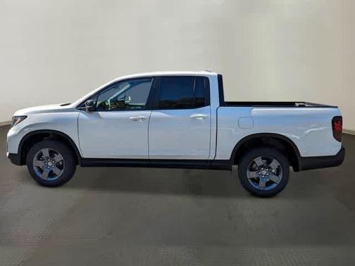 Platinum White Pearl 2026 Honda Ridgeline TrailSport