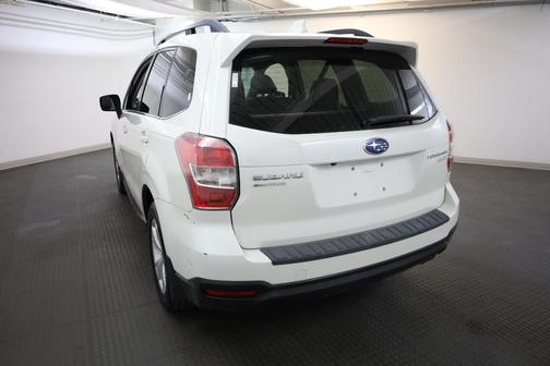 Crystal White Pearl 2016 Subaru Forester 2.5i Limited