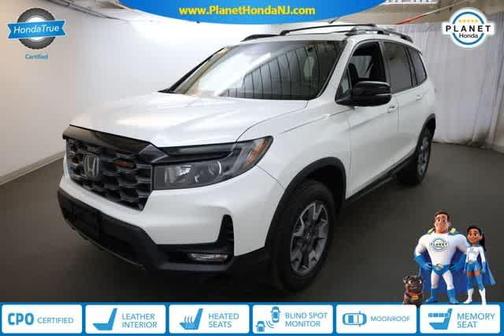 Platinum White Pearl 2023 Honda Passport TrailSport