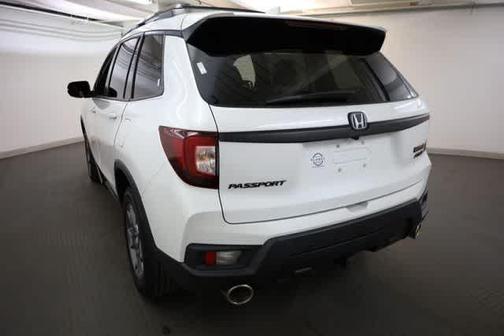 Platinum White Pearl 2023 Honda Passport TrailSport