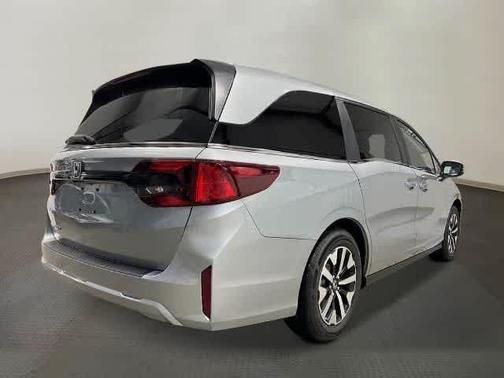 Solar Silver Metallic 2026 Honda Odyssey EX-L