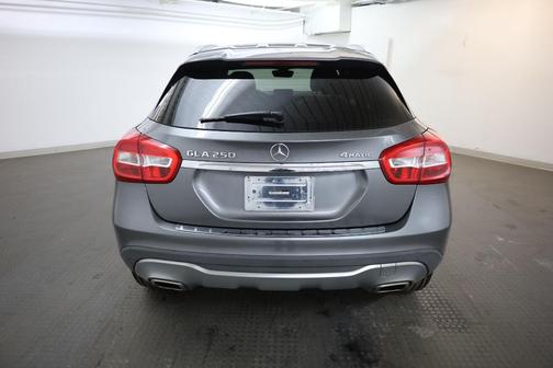 2018 Mercedes-Benz GLA 250 Base 4MATIC