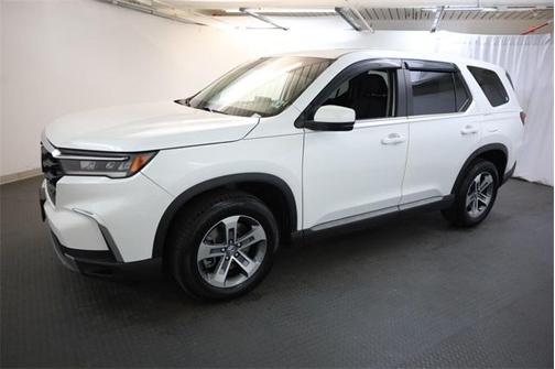 2023 Honda Pilot EX-L 8-Passenger