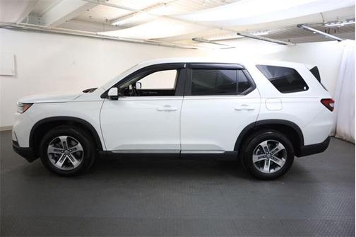 2023 Honda Pilot EX-L 8-Passenger