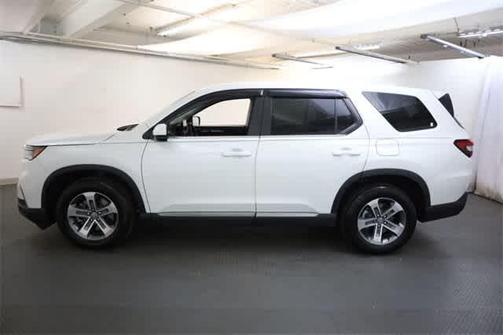 2023 Honda Pilot EX-L 8-Passenger