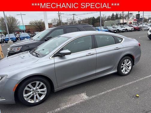 2016 Chrysler 200 Limited