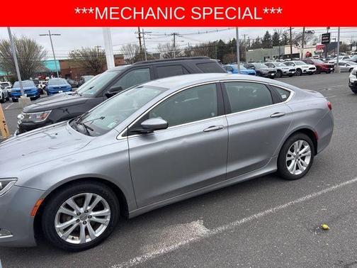 2016 Chrysler 200 Limited