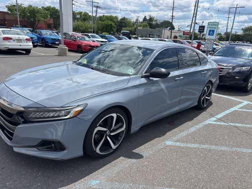 Sonic Gray Pearl 2022 Honda Accord Sport 1.5T