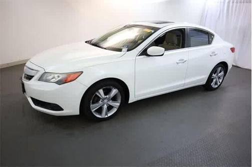 2013 Acura ILX 2.0L w/Premium Package