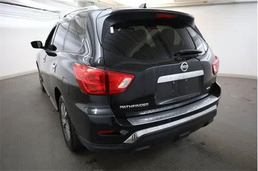 2020 Nissan Pathfinder S