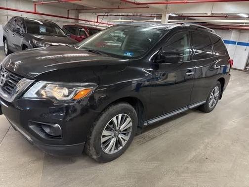 2020 Nissan Pathfinder S