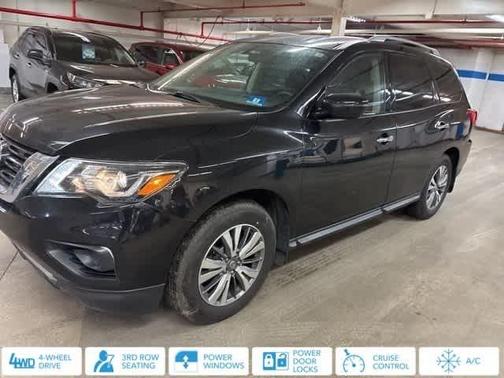 2020 Nissan Pathfinder S