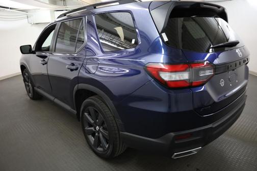 Obsidian Black 2025 Honda Pilot Sport