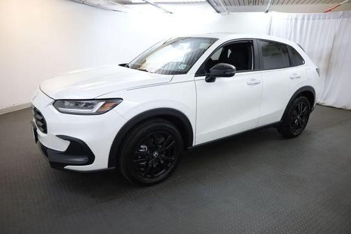 Platinum White Pearl 2026 Honda HR-V Sport