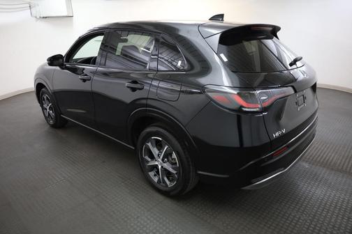 Crystal Black Pearl 2024 Honda HR-V EX-L