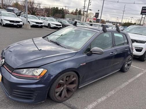 2017 Volkswagen Golf GTI Sport 4-Door